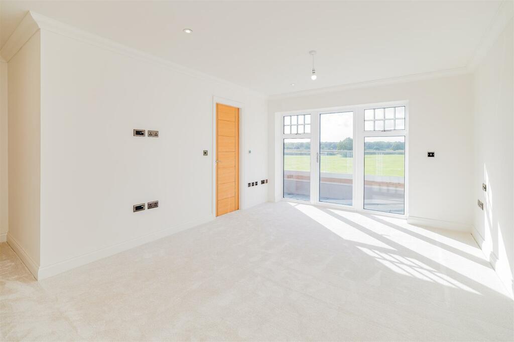 Additional image 15 of Belgrave Garden Mews, Pulford, Chester