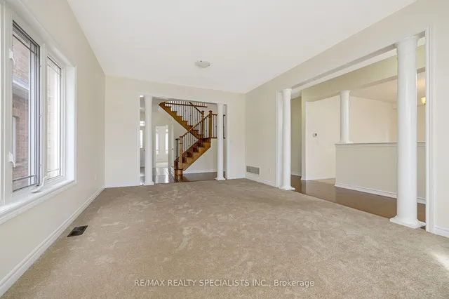 Additional image 9 of 220 Mclaughlin Ave