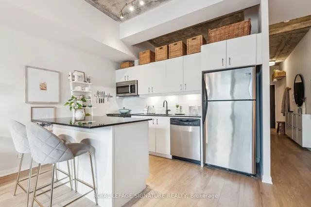 Additional image 16 of 201 Carlaw Ave Unit 702