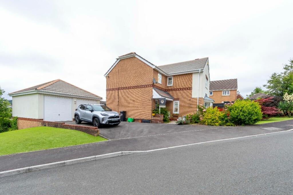 Additional image 35 of Heather Court, Quakers Yard, Treharris