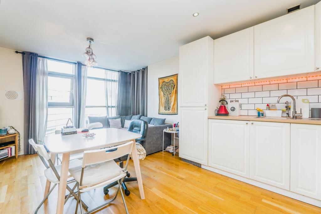 Additional image 11 of Bute Terrace, Cardiff