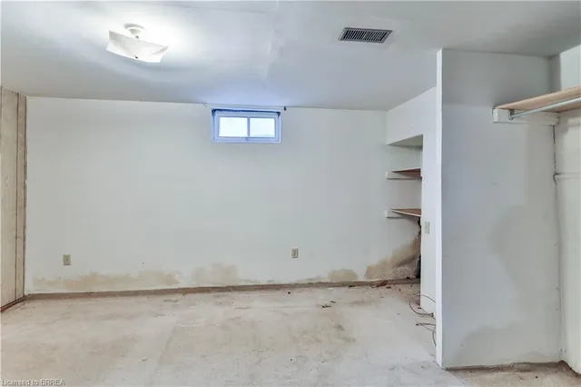 Additional image 35 of 15 Queensbury Dr