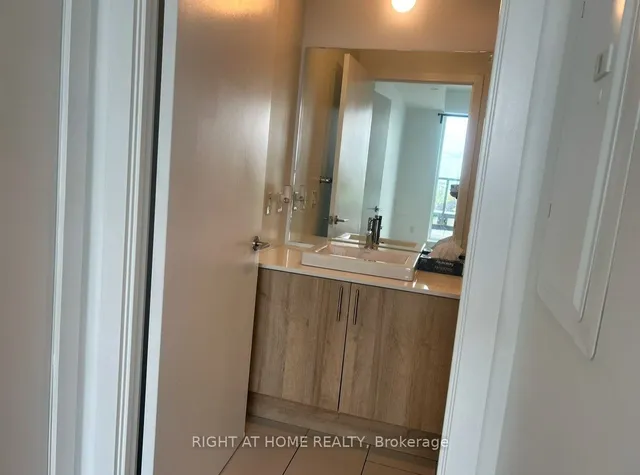 Additional image 10 of 1195 The Queensway Unit 704