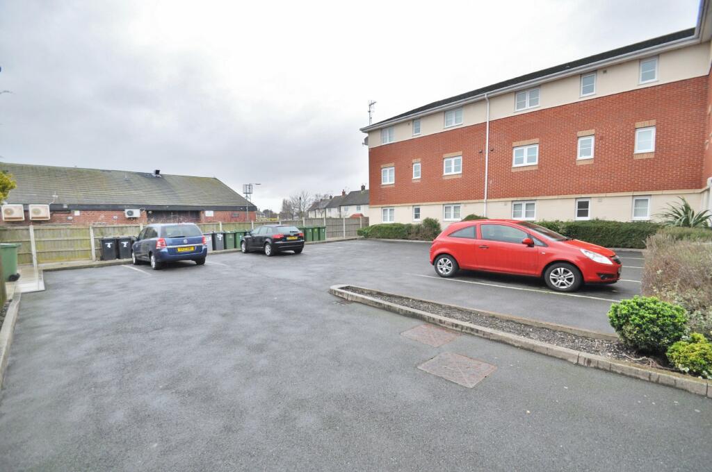 Additional image 25 of Kingham Close, Moreton