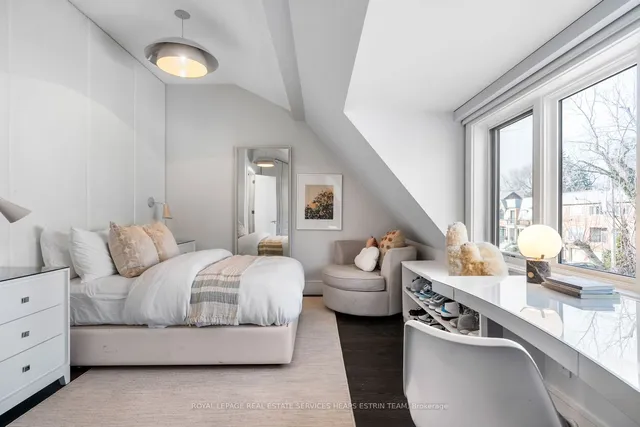 Additional image 31 of 111 Balmoral Ave