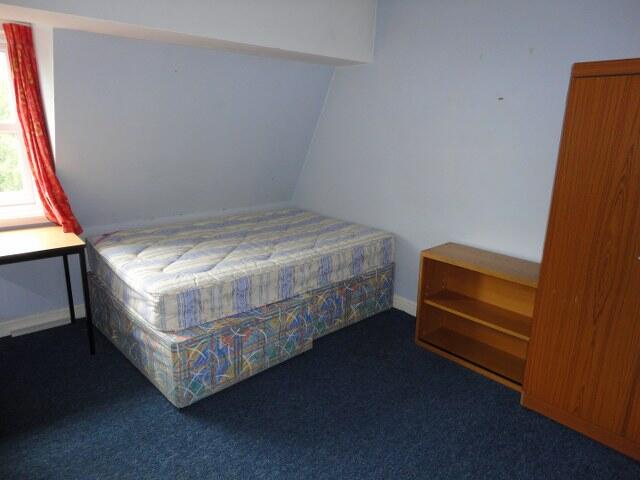 Additional image 4 of Ref 930 – Richmond Terrace Top/Third Floor Flat
