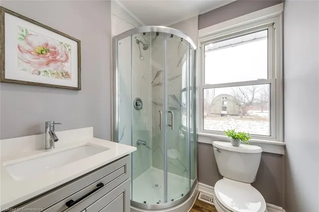 Additional image 34 of 8110 Chippewa Rd