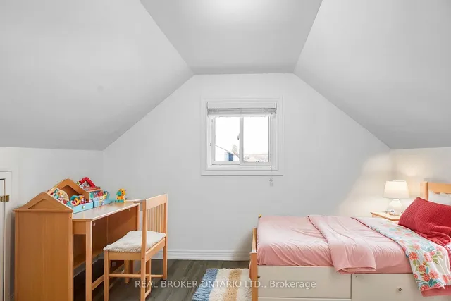Additional image 27 of 417 Paling Ave