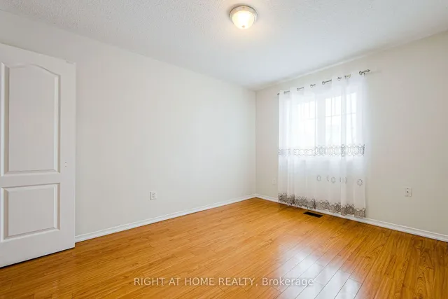 Additional image 32 of 1321 Brandon Terr