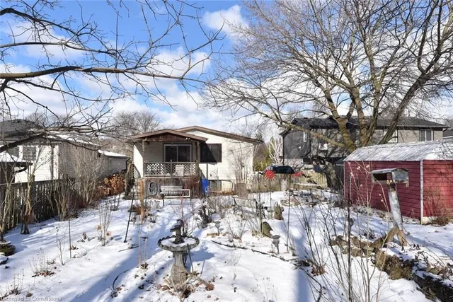 Additional image 37 of 40 Pleasant Ave