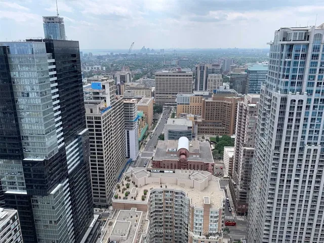 Additional image 16 of 386 Yonge St Unit 4313