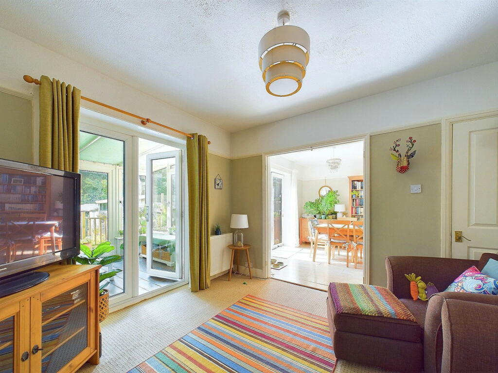 Additional image 18 of Clarendon Road, Worthing, BN14 8QQ