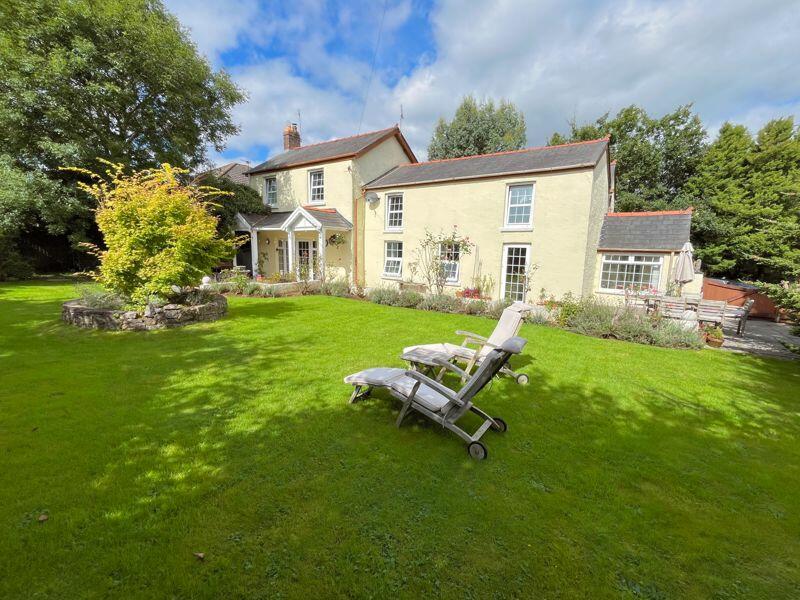 Additional image 2 of The Elms Farm, Castell Y Mwnws, Llanharry, CF72 9DD