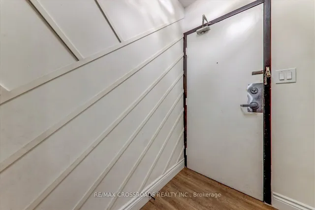 Additional image 7 of 5 Massey Sq Unit 910