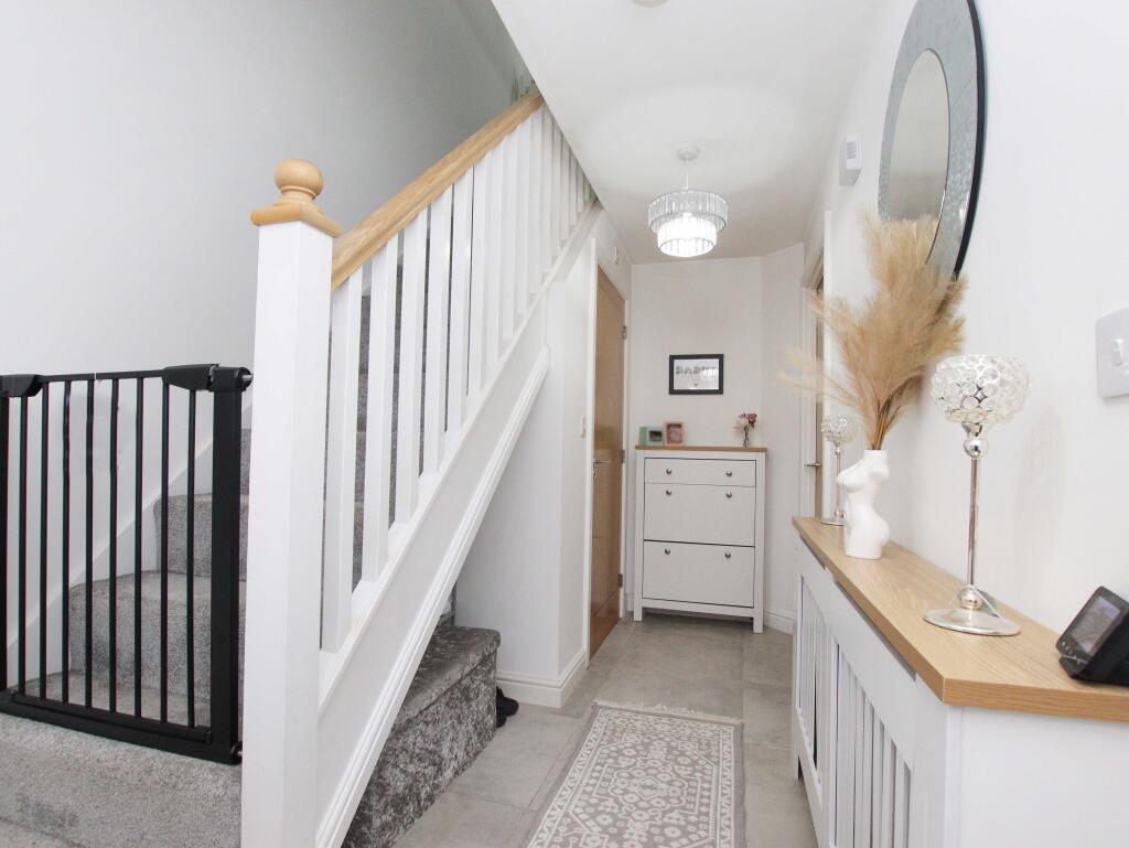 Additional image 6 of Highfields, Cooedely, Tonyrefail CF39 8GB