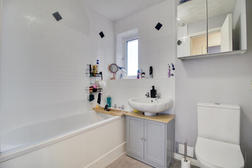 Additional image 10 of Wellington Drive, WELWYN GARDEN CITY