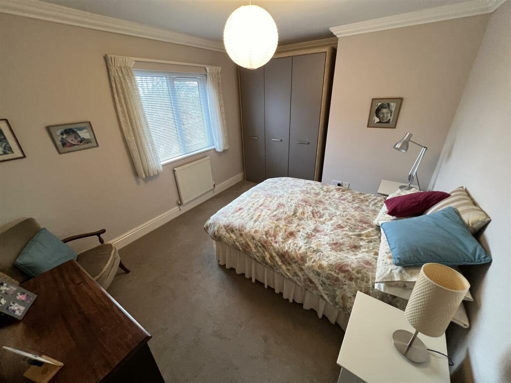 Additional image 16 of Mount Avenue, Heswall, Wirral