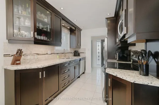 Additional image 6 of 52A Cedar Brae Blvd