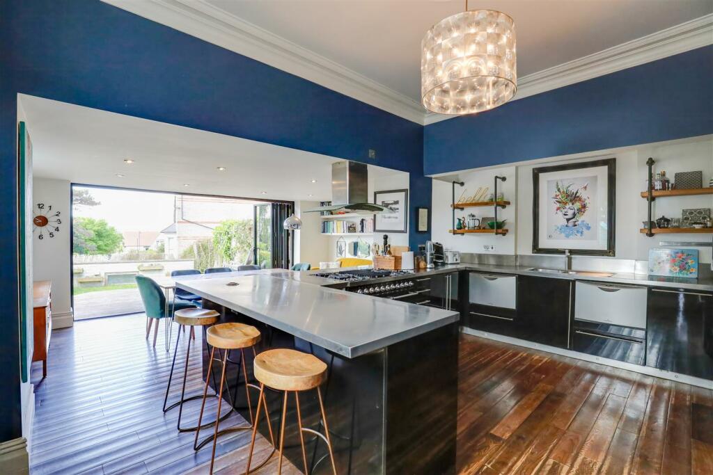 Additional image 2 of 1 St. Augustines Place, Penarth, CF64 1BJ