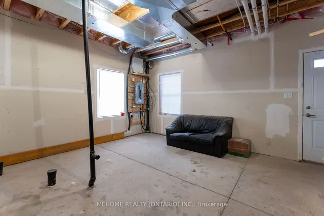 Additional image 30 of 3 Hyde Park Mews