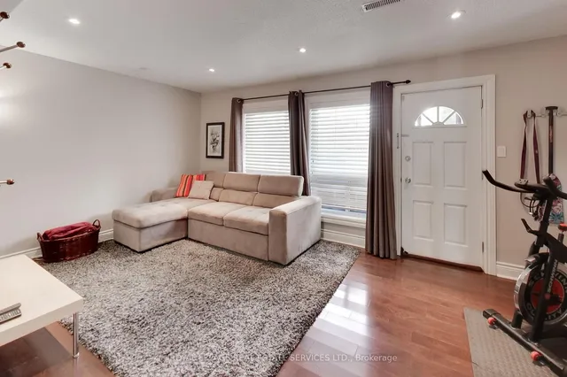 Additional image 28 of 16 Turret Hill Way