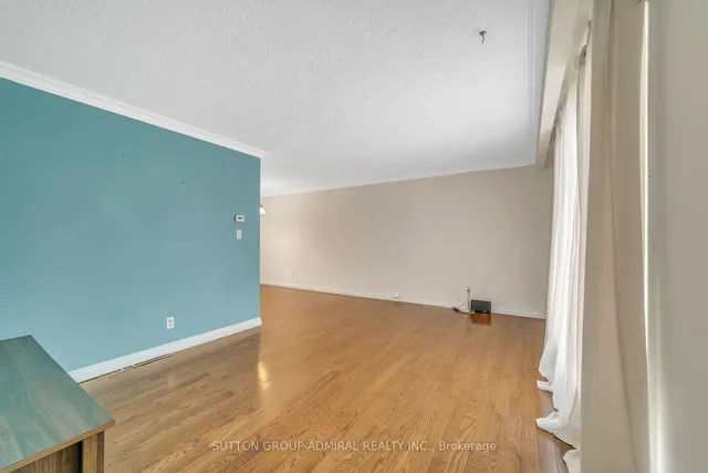 Additional image 18 of 1071 Willowdale Ave