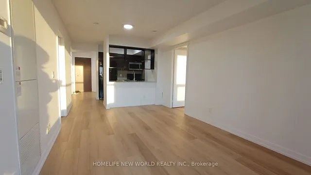 181 Village Green Sq Unit 1515