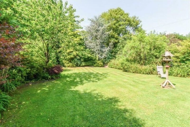 Additional image 31 of Birkenhead Road, Willaston, Cheshire