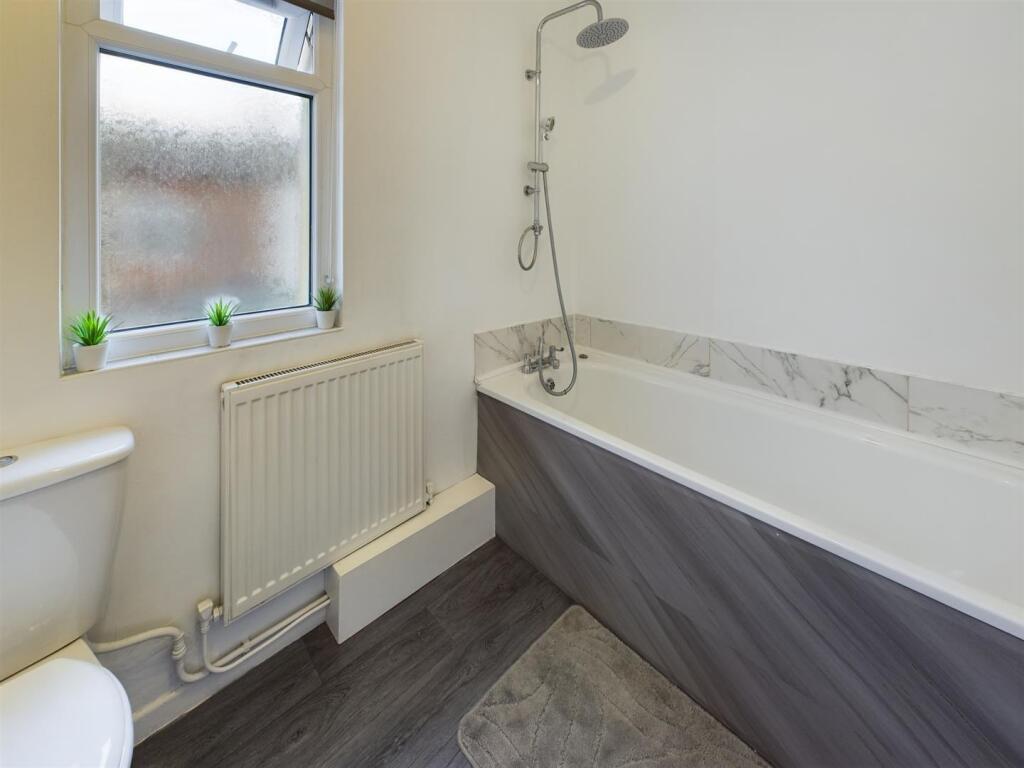 Additional image 18 of Bridle Road