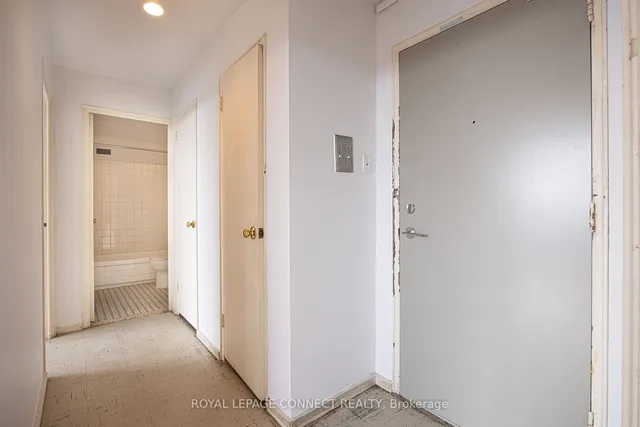 Additional image 11 of 580 Christie St Unit 707