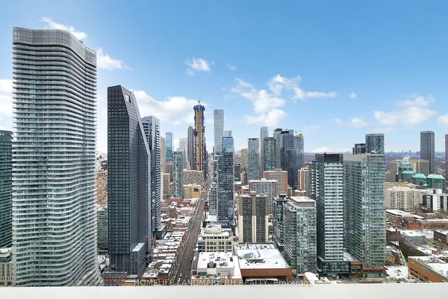 Additional image 14 of 501 Yonge St Unit 3904