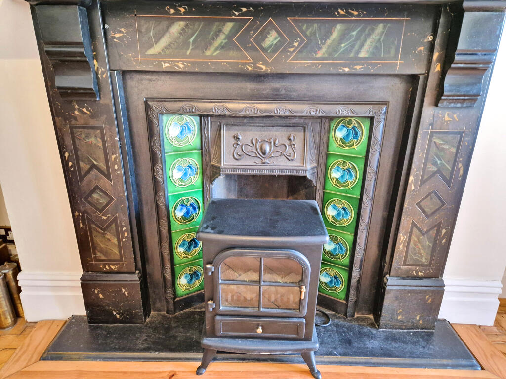 Additional image 8 of BLUNDELL AVENUE, PORTHCAWL, CF36 3YY