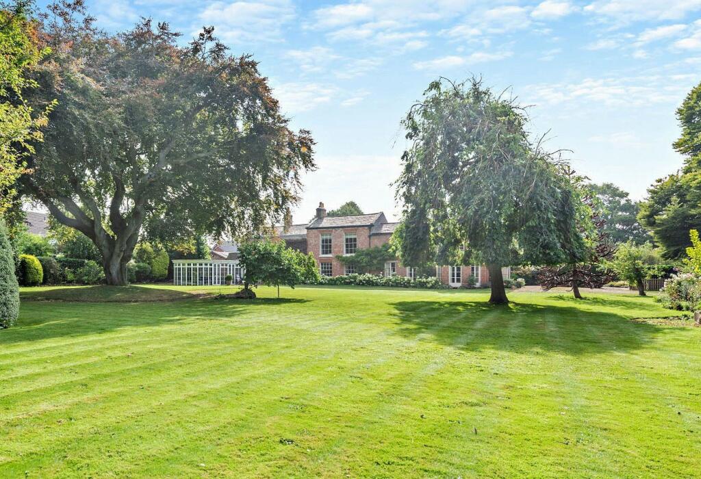 The Parade, Parkgate, Neston, CH64