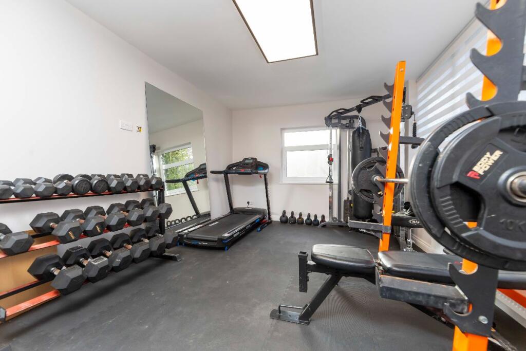 Additional image 21 of Brynyderw, Oakland Street, Bedlinog, Treharris