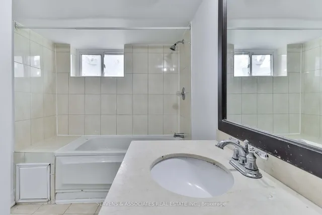 Additional image 29 of 262 Poyntz Ave