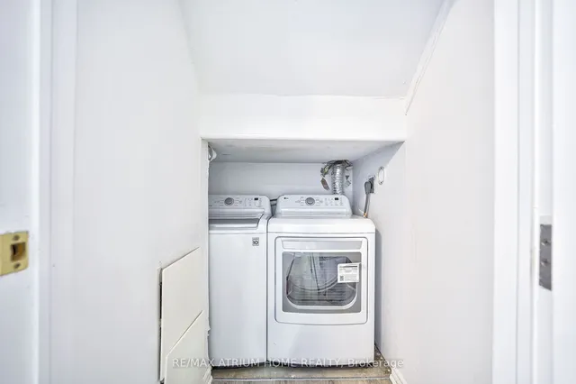 Additional image 22 of 18 Castle Hill Dr