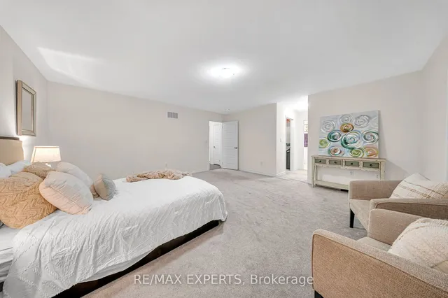 Additional image 20 of 668 Kennedy Circ