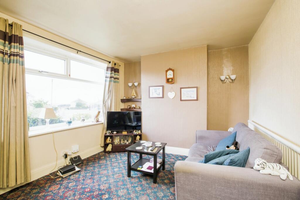 Additional image 15 of Farfield Grove, Bradford, BD6