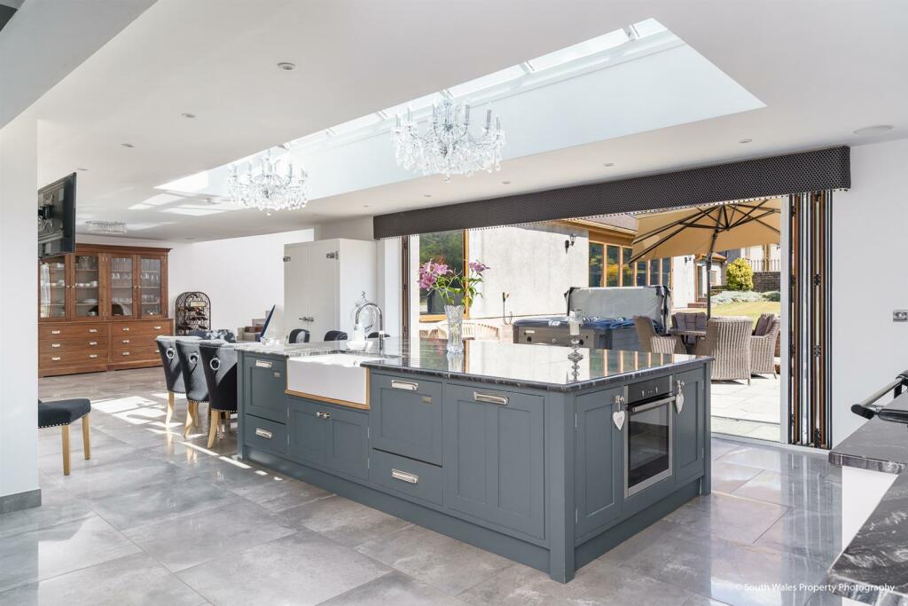 Additional image 3 of Plas Pen Y Cae, Pen-Y-Cae, Bridgend, Bridgend County Borough, CF32 9SN