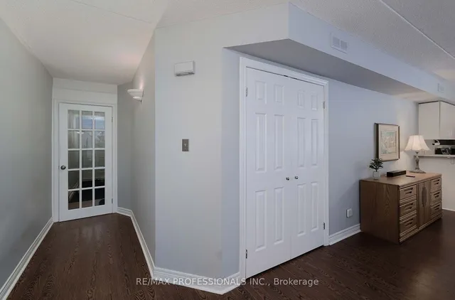 Additional image 9 of 2010 Cleaver Ave Unit 113
