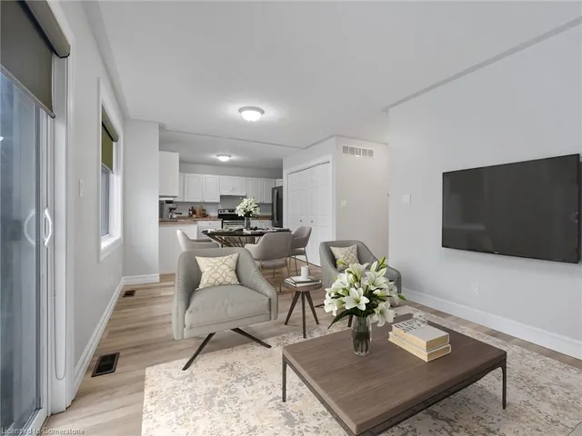 Additional image 23 of 9 1/2 York St Unit 2