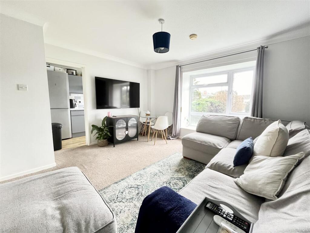 Additional image 4 of High Street, Lytchett Matravers