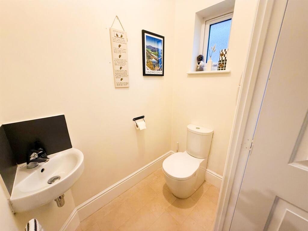 Additional image 11 of Hawthorne Road, Steeton,