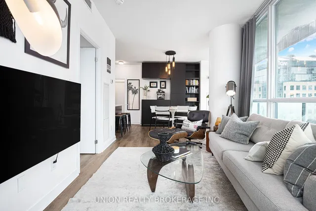 Additional image 6 of 33 Bay St Unit 2903