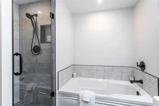 Additional image 20 of 430 Pearl St Unit 205