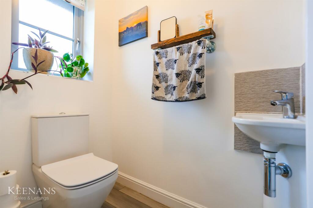 Additional image 23 of Windermere Avenue, Colne