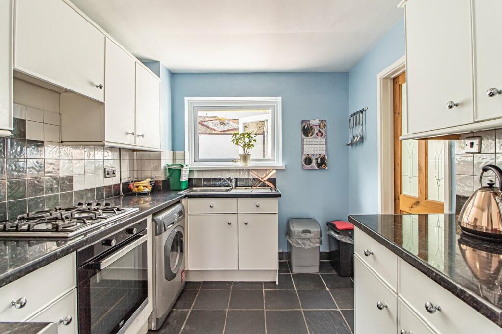 Additional image 10 of Lanwood Road, Pontypridd, CF37