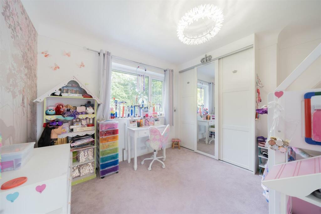 Additional image 19 of Low Wood Grove, Barnston, Wirral