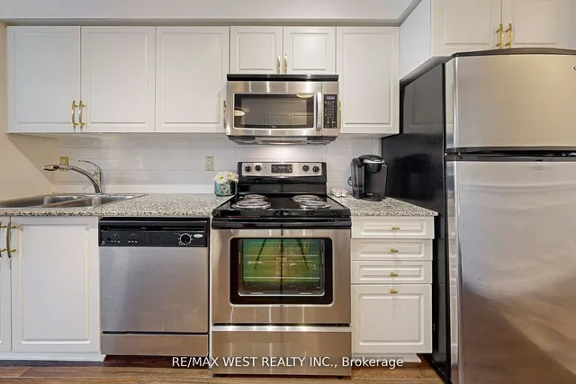 Additional image 16 of 209 Fort York Blvd Unit 355