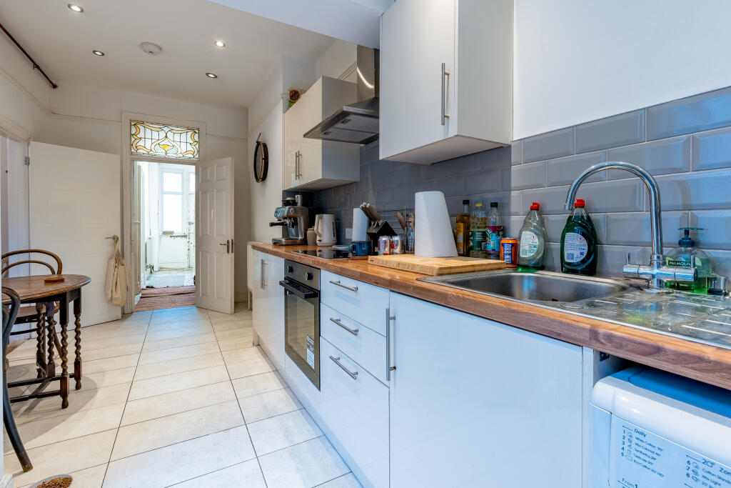 Additional image 5 of Hall Floor Flat, Cotham Brow, Bristol, BS6 6AE